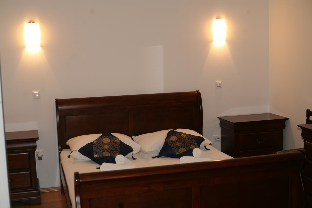 Blue Frog Hotel Hrvace Екстериор снимка