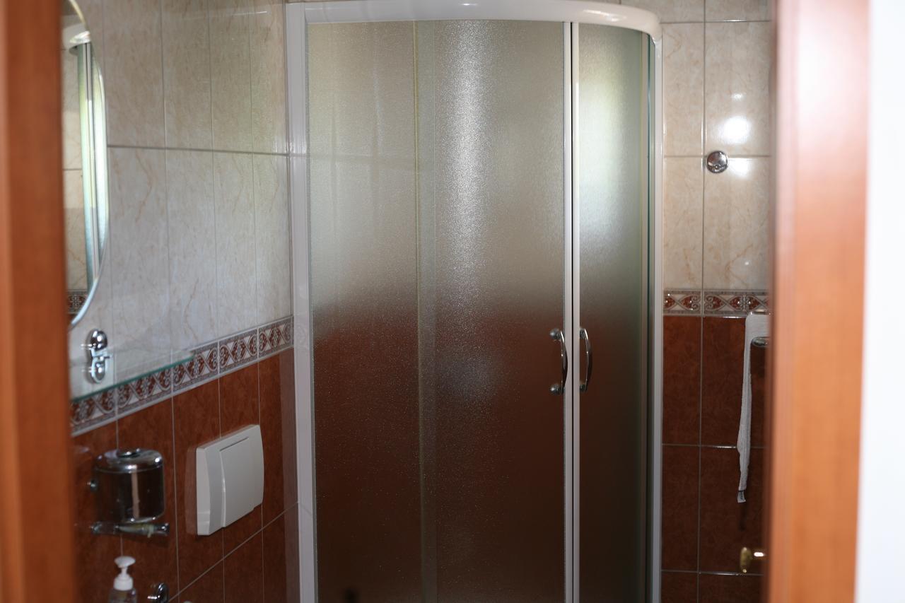 Blue Frog Hotel Hrvace Екстериор снимка